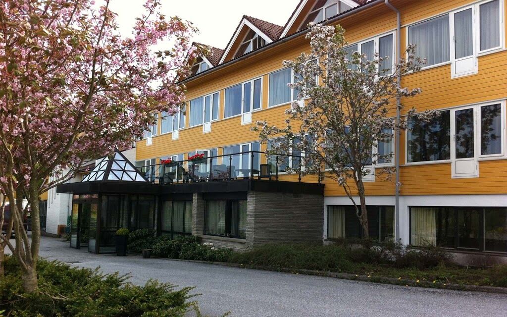 阿尔维酒店 Alversund 外观 照片